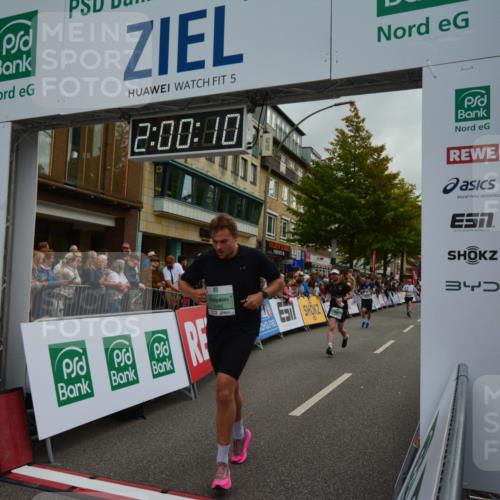 20.09.2026 - PSD Bank Halbmarathon LAZAROV Photography http://msf.ph/oto/10553178 20.09.2026 12:00:10 Ziel 1788, 1927, 2186, 2238, 2676, 2693, 3024, 3146, 3550, 4321, 4583, 4670, 4741 meine-sportfotos.de