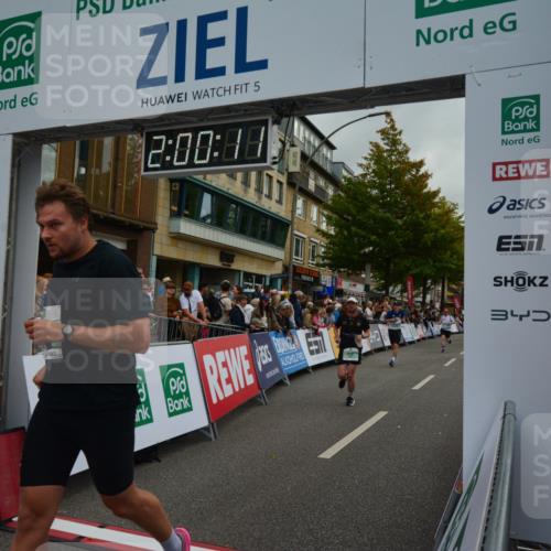 20.09.2026 - PSD Bank Halbmarathon LAZAROV Photography http://msf.ph/oto/10553181 20.09.2026 12:00:10 Ziel 1788, 1927, 2186, 2238, 2676, 2693, 3024, 3146, 3550, 4321, 4583, 4670, 4741 meine-sportfotos.de
