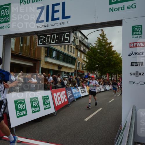 20.09.2026 - PSD Bank Halbmarathon LAZAROV Photography http://msf.ph/oto/10553191 20.09.2026 12:00:15 Ziel 1788, 1927, 2228, 2338, 2676, 2693, 3024, 3146, 3550, 3566, 3812, 4321, 4583, 4704, 4741 meine-sportfotos.de