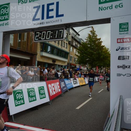 20.09.2026 - PSD Bank Halbmarathon LAZAROV Photography http://msf.ph/oto/10553198 20.09.2026 12:00:17 Ziel 1788, 1927, 2228, 2338, 2676, 3024, 3550, 3566, 3812, 4321, 4583, 4704, 4741 meine-sportfotos.de