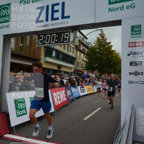 20.09.2026 - PSD Bank Halbmarathon LAZAROV Photography http://msf.ph/oto/10553203 20.09.2026 12:00:18 Ziel 1788, 1927, 2228, 2338, 2676, 3024, 3550, 3566, 3812, 4321, 4583, 4704, 4741 meine-sportfotos.de