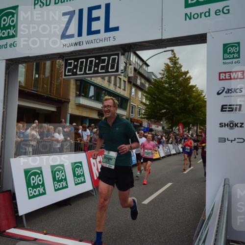 20.09.2026 - PSD Bank Halbmarathon LAZAROV Photography http://msf.ph/oto/10553209 20.09.2026 12:00:20 Ziel 1788, 2228, 2338, 2676, 3024, 3550, 3566, 3812, 4321, 4583, 4704, 4741 meine-sportfotos.de