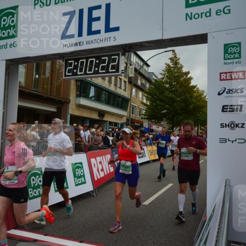 20.09.2026 - PSD Bank Halbmarathon LAZAROV Photography http://msf.ph/oto/10553217 20.09.2026 12:00:22 Ziel 2228, 2338, 2676, 2742, 3024, 3550, 3566, 3812, 4095, 4321, 4583, 4704, 4741 meine-sportfotos.de