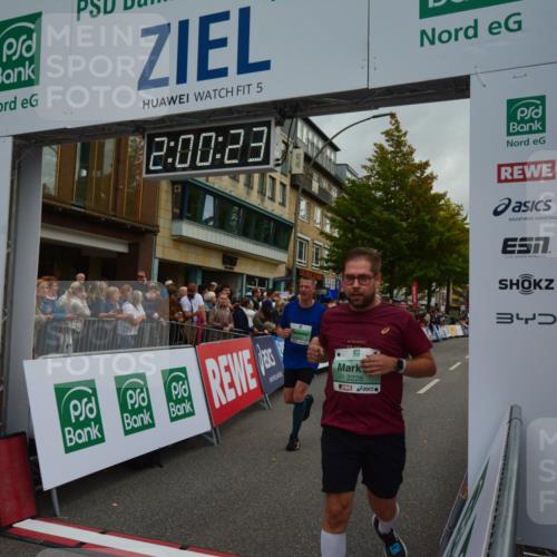 20.09.2026 - PSD Bank Halbmarathon LAZAROV Photography http://msf.ph/oto/10553222 20.09.2026 12:00:22 Ziel 2228, 2338, 2676, 2742, 3024, 3550, 3566, 3812, 4095, 4321, 4583, 4704, 4741 meine-sportfotos.de