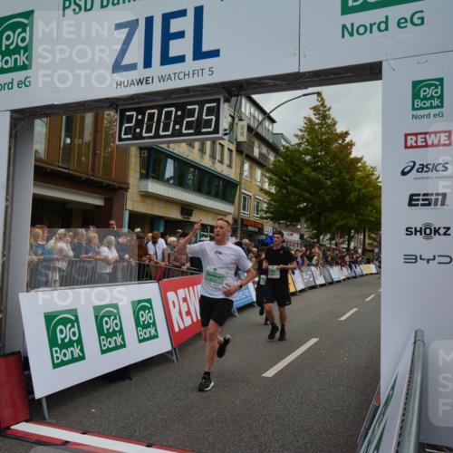 20.09.2026 - PSD Bank Halbmarathon LAZAROV Photography http://msf.ph/oto/10553227 20.09.2026 12:00:24 Ziel 1100, 2228, 2338, 2676, 2742, 3024, 3124, 3566, 3812, 4095, 4321, 4583, 4704, 4741 meine-sportfotos.de