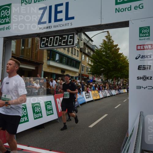 20.09.2026 - PSD Bank Halbmarathon LAZAROV Photography http://msf.ph/oto/10553232 20.09.2026 12:00:25 Ziel 1100, 2228, 2338, 2676, 2742, 3024, 3124, 3566, 3812, 4095, 4321, 4704, 4741 meine-sportfotos.de