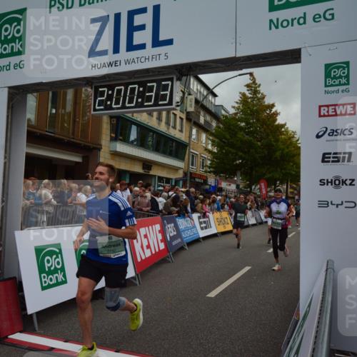 20.09.2026 - PSD Bank Halbmarathon LAZAROV Photography http://msf.ph/oto/10553241 20.09.2026 12:00:33 Ziel 1018, 1100, 1334, 1660, 2742, 2757, 3124, 3489, 3661, 3980, 4095, 4265, 4696 meine-sportfotos.de