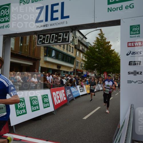 20.09.2026 - PSD Bank Halbmarathon LAZAROV Photography http://msf.ph/oto/10553243 20.09.2026 12:00:33 Ziel 1018, 1100, 1334, 1660, 2742, 2757, 3124, 3489, 3661, 3980, 4095, 4265, 4696 meine-sportfotos.de
