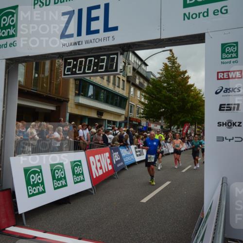 20.09.2026 - PSD Bank Halbmarathon LAZAROV Photography http://msf.ph/oto/10553260 20.09.2026 12:00:37 Ziel 1018, 1100, 1334, 1660, 2194, 2742, 2757, 2986, 3124, 3489, 3661, 3915, 3980, 4095, 4122, 4265, 4696 meine-sportfotos.de