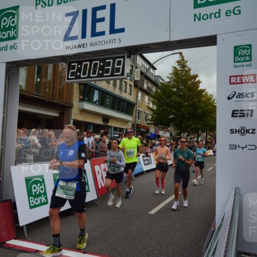 20.09.2026 - PSD Bank Halbmarathon LAZAROV Photography http://msf.ph/oto/10553262 20.09.2026 12:00:38 Ziel 1018, 1100, 1334, 1660, 2194, 2742, 2757, 2986, 3124, 3489, 3661, 3915, 3980, 4095, 4122, 4265, 4696 meine-sportfotos.de