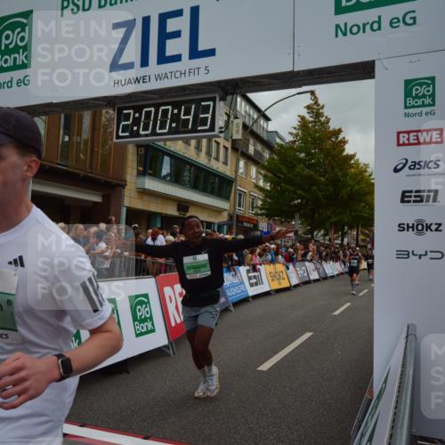 20.09.2026 - PSD Bank Halbmarathon LAZAROV Photography http://msf.ph/oto/10553284 20.09.2026 12:00:43 Ziel 1018, 1334, 1366, 1660, 2020, 2194, 2757, 2938, 2986, 3123, 3383, 3489, 3661, 3751, 3915, 3980, 4122, 4265, 4696 meine-sportfotos.de