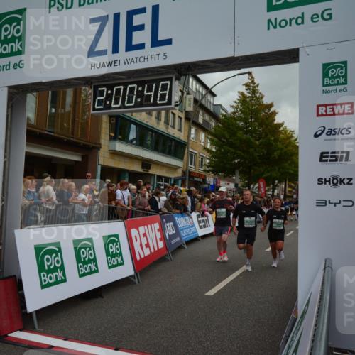 20.09.2026 - PSD Bank Halbmarathon LAZAROV Photography http://msf.ph/oto/10553289 20.09.2026 12:00:47 Ziel 1018, 1366, 1660, 2020, 2194, 2938, 2986, 3027, 3123, 3383, 3554, 3751, 3915, 3980, 4122, 4696 meine-sportfotos.de