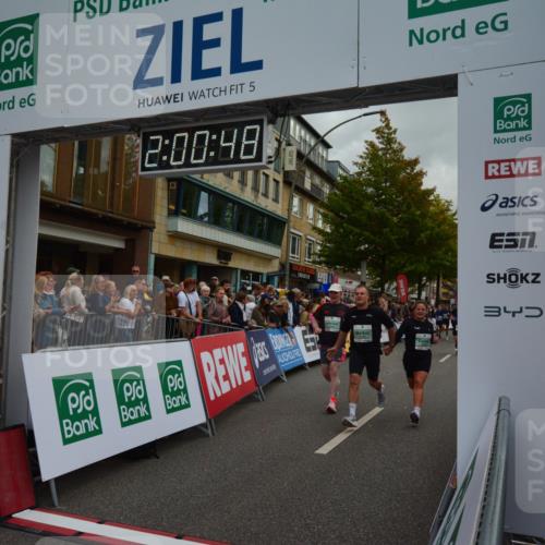 20.09.2026 - PSD Bank Halbmarathon LAZAROV Photography http://msf.ph/oto/10553290 20.09.2026 12:00:47 Ziel 1018, 1366, 1660, 2020, 2194, 2938, 2986, 3027, 3123, 3383, 3554, 3751, 3915, 3980, 4122, 4696 meine-sportfotos.de