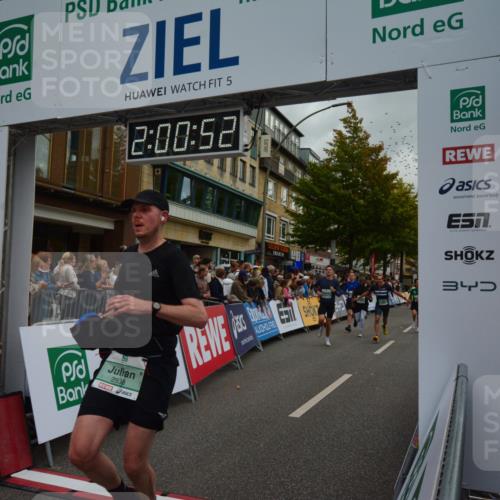 20.09.2026 - PSD Bank Halbmarathon LAZAROV Photography http://msf.ph/oto/10553301 20.09.2026 12:00:51 Ziel 1366, 2020, 2194, 2938, 2986, 3027, 3123, 3283, 3383, 3554, 3751, 3915, 4122 meine-sportfotos.de