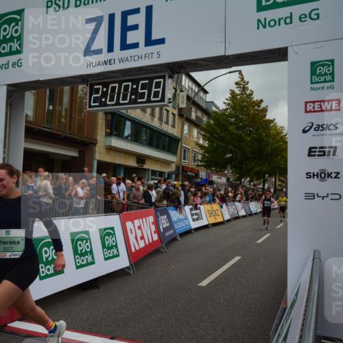 20.09.2026 - PSD Bank Halbmarathon LAZAROV Photography http://msf.ph/oto/10553322 20.09.2026 12:00:57 Ziel 1271, 1366, 1682, 2020, 2567, 2938, 3027, 3123, 3283, 3368, 3383, 3554, 3751, 4199 meine-sportfotos.de