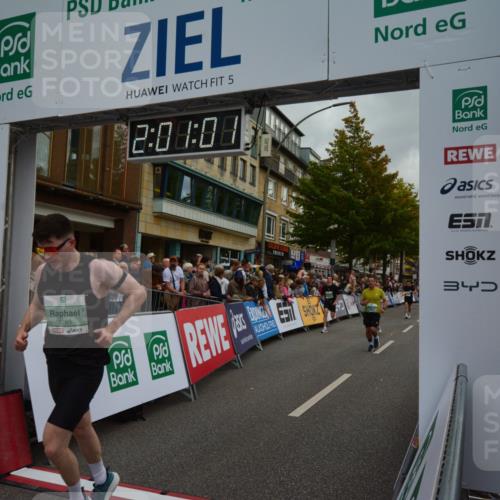 20.09.2026 - PSD Bank Halbmarathon LAZAROV Photography http://msf.ph/oto/10553327 20.09.2026 12:01:01 Ziel 1271, 1451, 1682, 2020, 2567, 3027, 3283, 3368, 3383, 3554, 3789, 4043, 4199 meine-sportfotos.de