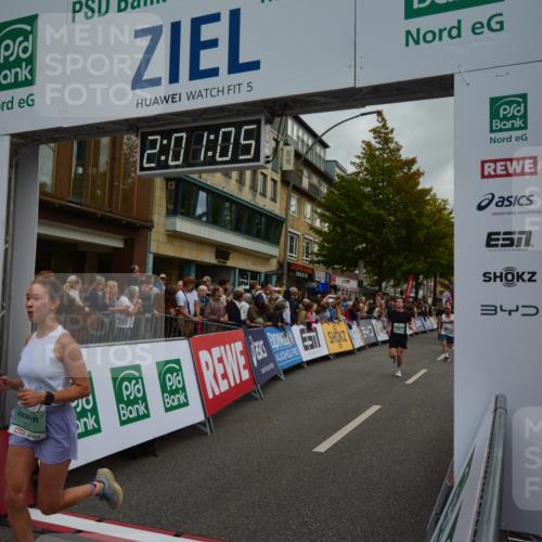 20.09.2026 - PSD Bank Halbmarathon LAZAROV Photography http://msf.ph/oto/10553339 20.09.2026 12:01:05 Ziel 1271, 1451, 1682, 1818, 2375, 2527, 2567, 3283, 3368, 3789, 4043, 4199 meine-sportfotos.de