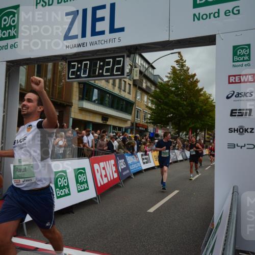 20.09.2026 - PSD Bank Halbmarathon LAZAROV Photography http://msf.ph/oto/10553370 20.09.2026 12:01:22 Ziel 1027, 1641, 1928, 1933, 1999, 2142, 2174, 2189, 2383, 2494, 2661, 2748, 3271, 3492, 4334 meine-sportfotos.de
