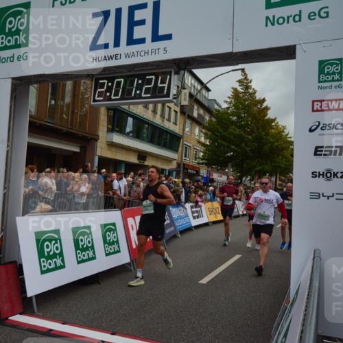 20.09.2026 - PSD Bank Halbmarathon LAZAROV Photography http://msf.ph/oto/10553379 20.09.2026 12:01:24 Ziel 1027, 1328, 1382, 1641, 1928, 1933, 1999, 2142, 2174, 2189, 2383, 2494, 2661, 2748, 3148, 3271, 3446, 3492, 4334 meine-sportfotos.de