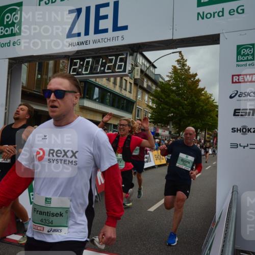 20.09.2026 - PSD Bank Halbmarathon LAZAROV Photography http://msf.ph/oto/10553384 20.09.2026 12:01:25 Ziel 1027, 1328, 1382, 1641, 1928, 1933, 1999, 2142, 2174, 2189, 2383, 2494, 2661, 2748, 3148, 3271, 3446, 3492, 4334 meine-sportfotos.de
