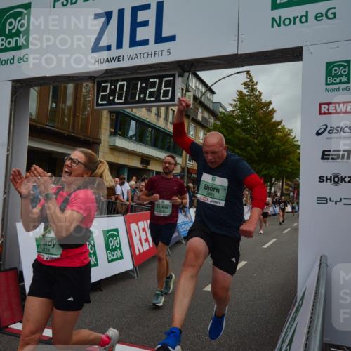 20.09.2026 - PSD Bank Halbmarathon LAZAROV Photography http://msf.ph/oto/10553386 20.09.2026 12:01:25 Ziel 1027, 1328, 1382, 1641, 1928, 1933, 1999, 2142, 2174, 2189, 2383, 2494, 2661, 2748, 3148, 3271, 3446, 3492, 4334 meine-sportfotos.de