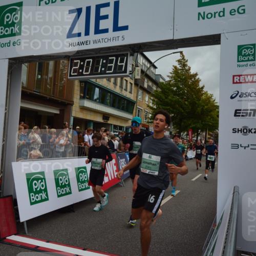 20.09.2026 - PSD Bank Halbmarathon LAZAROV Photography http://msf.ph/oto/10553414 20.09.2026 12:01:33 Ziel 1142, 1227, 1328, 1382, 1393, 1689, 1933, 1999, 2169, 2189, 2383, 2397, 2748, 3148, 3161, 3271, 3399, 3446, 3492, 3862, 4707 meine-sportfotos.de