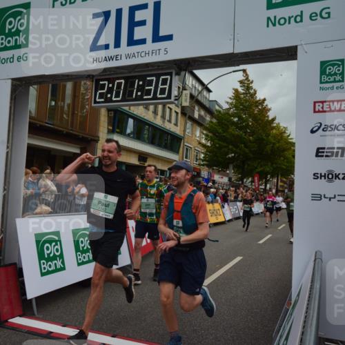 20.09.2026 - PSD Bank Halbmarathon LAZAROV Photography http://msf.ph/oto/10553427 20.09.2026 12:01:38 Ziel 1142, 1153, 1227, 1257, 1328, 1382, 1393, 1689, 1933, 2169, 2189, 2383, 2397, 3148, 3161, 3218, 3399, 3446, 3862, 4707 meine-sportfotos.de