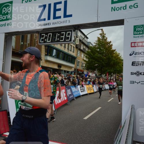 20.09.2026 - PSD Bank Halbmarathon LAZAROV Photography http://msf.ph/oto/10553430 20.09.2026 12:01:38 Ziel 1142, 1153, 1227, 1257, 1328, 1382, 1393, 1689, 1933, 2169, 2189, 2383, 2397, 3148, 3161, 3218, 3399, 3446, 3862, 4707 meine-sportfotos.de