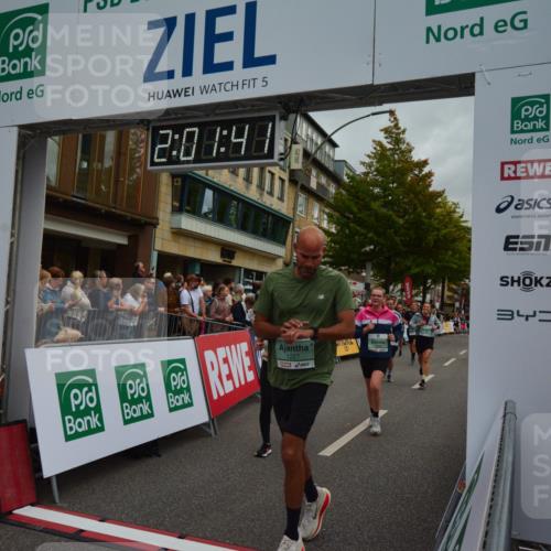 20.09.2026 - PSD Bank Halbmarathon LAZAROV Photography http://msf.ph/oto/10553440 20.09.2026 12:01:41 Ziel 1142, 1153, 1227, 1257, 1328, 1382, 1393, 1607, 1689, 2169, 2397, 2806, 3148, 3161, 3218, 3302, 3399, 3446, 3862, 4089, 4549, 4707 meine-sportfotos.de