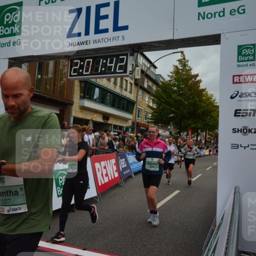 20.09.2026 - PSD Bank Halbmarathon LAZAROV Photography http://msf.ph/oto/10553444 20.09.2026 12:01:41 Ziel 1142, 1153, 1227, 1257, 1328, 1382, 1393, 1607, 1689, 2169, 2397, 2806, 3148, 3161, 3218, 3302, 3399, 3446, 3862, 4089, 4549, 4707 meine-sportfotos.de
