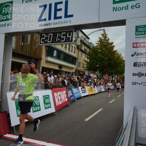 20.09.2026 - PSD Bank Halbmarathon LAZAROV Photography http://msf.ph/oto/10553482 20.09.2026 12:01:53 Ziel 1153, 1257, 1607, 2806, 2881, 2995, 3007, 3135, 3218, 3302, 3485, 4089, 4167, 4549, 4646 meine-sportfotos.de