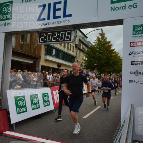 20.09.2026 - PSD Bank Halbmarathon LAZAROV Photography http://msf.ph/oto/10553511 20.09.2026 12:02:05 Ziel 1585, 1926, 2486, 2489, 2865, 2881, 2947, 2995, 3007, 3135, 3179, 3458, 3536, 3557, 3704, 3705, 3793, 4167, 4574, 4719 meine-sportfotos.de