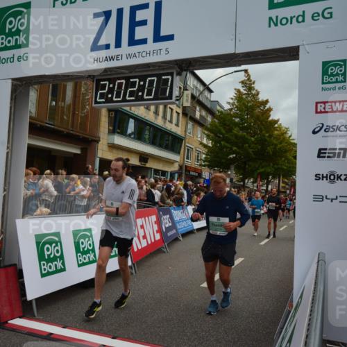 20.09.2026 - PSD Bank Halbmarathon LAZAROV Photography http://msf.ph/oto/10553516 20.09.2026 12:02:06 Ziel 1585, 1926, 2486, 2489, 2865, 2881, 2947, 3007, 3135, 3179, 3458, 3536, 3557, 3704, 3705, 3793, 4167, 4574, 4719 meine-sportfotos.de