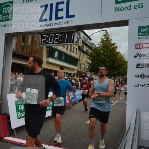 20.09.2026 - PSD Bank Halbmarathon LAZAROV Photography http://msf.ph/oto/10553530 20.09.2026 12:02:10 Ziel 1072, 1486, 1585, 1926, 2077, 2486, 2489, 2865, 2947, 3007, 3179, 3458, 3536, 3557, 3704, 3705, 3793, 4068, 4167, 4574, 4719 meine-sportfotos.de