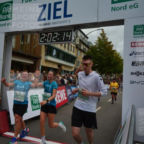 20.09.2026 - PSD Bank Halbmarathon LAZAROV Photography http://msf.ph/oto/10553542 20.09.2026 12:02:13 Ziel 1072, 1250, 1486, 1585, 1926, 2077, 2486, 2489, 3179, 3458, 3536, 3557, 3704, 3705, 3793, 4068, 4574, 4719 meine-sportfotos.de