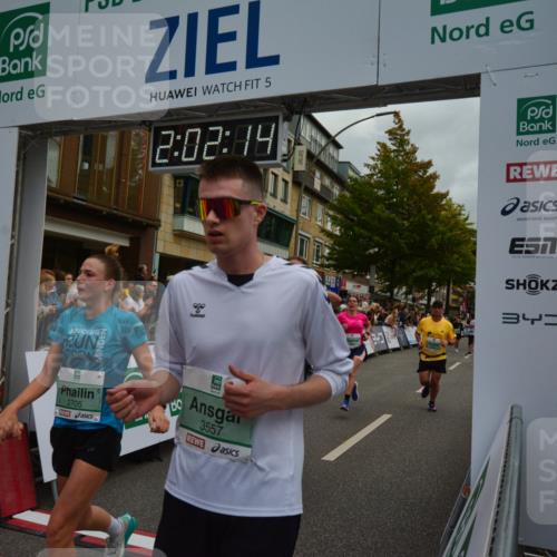 20.09.2026 - PSD Bank Halbmarathon LAZAROV Photography http://msf.ph/oto/10553544 20.09.2026 12:02:13 Ziel 1072, 1250, 1486, 1585, 1926, 2077, 2486, 2489, 3179, 3458, 3536, 3557, 3704, 3705, 3793, 4068, 4574, 4719 meine-sportfotos.de