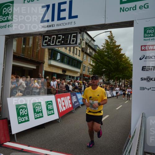20.09.2026 - PSD Bank Halbmarathon LAZAROV Photography http://msf.ph/oto/10553549 20.09.2026 12:02:15 Ziel 1072, 1126, 1250, 1486, 1585, 1926, 2077, 2395, 2486, 2489, 3179, 3458, 3536, 3557, 3704, 3705, 3793, 4068, 4114, 4115, 4719, 4794 meine-sportfotos.de