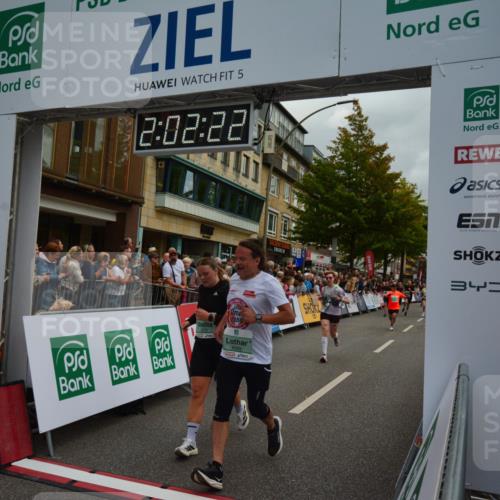 20.09.2026 - PSD Bank Halbmarathon LAZAROV Photography http://msf.ph/oto/10553559 20.09.2026 12:02:21 Ziel 1072, 1126, 1250, 1340, 1486, 1497, 1507, 1926, 2077, 2088, 2395, 2968, 3536, 4068, 4114, 4115, 4485, 4580, 4794 meine-sportfotos.de