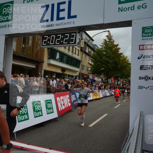 20.09.2026 - PSD Bank Halbmarathon LAZAROV Photography http://msf.ph/oto/10553565 20.09.2026 12:02:22 Ziel 1072, 1126, 1250, 1340, 1486, 1497, 1507, 2077, 2088, 2395, 2968, 4068, 4114, 4115, 4485, 4580, 4794 meine-sportfotos.de