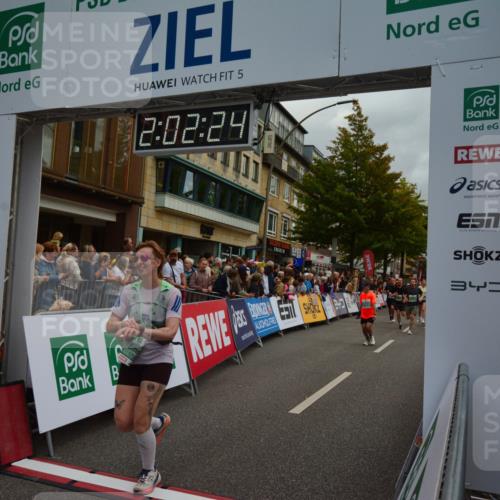 20.09.2026 - PSD Bank Halbmarathon LAZAROV Photography http://msf.ph/oto/10553568 20.09.2026 12:02:23 Ziel 1072, 1126, 1250, 1340, 1403, 1486, 1497, 1507, 2077, 2088, 2395, 2968, 4068, 4114, 4115, 4485, 4580, 4794 meine-sportfotos.de