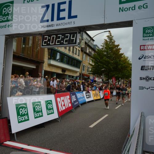 20.09.2026 - PSD Bank Halbmarathon LAZAROV Photography http://msf.ph/oto/10553572 20.09.2026 12:02:24 Ziel 1072, 1126, 1250, 1340, 1403, 1486, 1497, 1507, 1586, 2077, 2088, 2395, 2817, 2818, 2968, 4068, 4114, 4115, 4485, 4580, 4794 meine-sportfotos.de