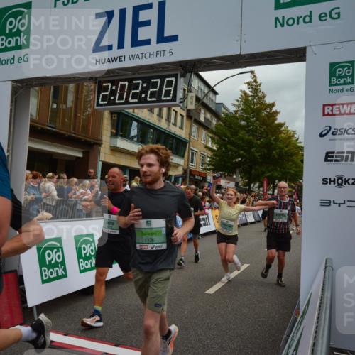 20.09.2026 - PSD Bank Halbmarathon LAZAROV Photography http://msf.ph/oto/10553580 20.09.2026 12:02:27 Ziel 1072, 1126, 1250, 1340, 1403, 1486, 1497, 1507, 1586, 2077, 2084, 2088, 2395, 2817, 2818, 2968, 3240, 4068, 4114, 4115, 4485, 4580, 4794 meine-sportfotos.de
