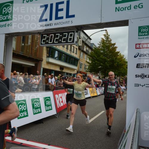 20.09.2026 - PSD Bank Halbmarathon LAZAROV Photography http://msf.ph/oto/10553583 20.09.2026 12:02:27 Ziel 1072, 1126, 1250, 1340, 1403, 1486, 1497, 1507, 1586, 2077, 2084, 2088, 2395, 2817, 2818, 2968, 3240, 4068, 4114, 4115, 4485, 4580, 4794 meine-sportfotos.de