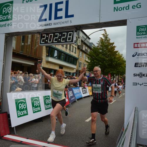 20.09.2026 - PSD Bank Halbmarathon LAZAROV Photography http://msf.ph/oto/10553585 20.09.2026 12:02:28 Ziel 1072, 1126, 1250, 1340, 1403, 1497, 1507, 1586, 2084, 2088, 2395, 2817, 2818, 2968, 3240, 3354, 4114, 4115, 4485, 4580, 4794 meine-sportfotos.de