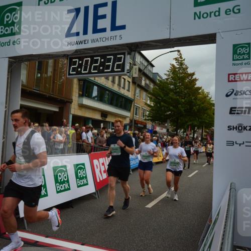 20.09.2026 - PSD Bank Halbmarathon LAZAROV Photography http://msf.ph/oto/10553596 20.09.2026 12:02:31 Ziel 1126, 1340, 1403, 1497, 1507, 1586, 1718, 2084, 2088, 2395, 2817, 2818, 2968, 3109, 3240, 3354, 4114, 4115, 4485, 4547, 4565, 4580, 4794 meine-sportfotos.de