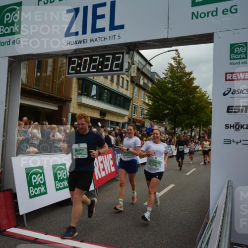 20.09.2026 - PSD Bank Halbmarathon LAZAROV Photography http://msf.ph/oto/10553599 20.09.2026 12:02:32 Ziel 1126, 1340, 1403, 1497, 1507, 1586, 1718, 2084, 2088, 2105, 2395, 2817, 2818, 2968, 3109, 3240, 3354, 4114, 4115, 4485, 4547, 4565, 4568, 4580, 4794 meine-sportfotos.de