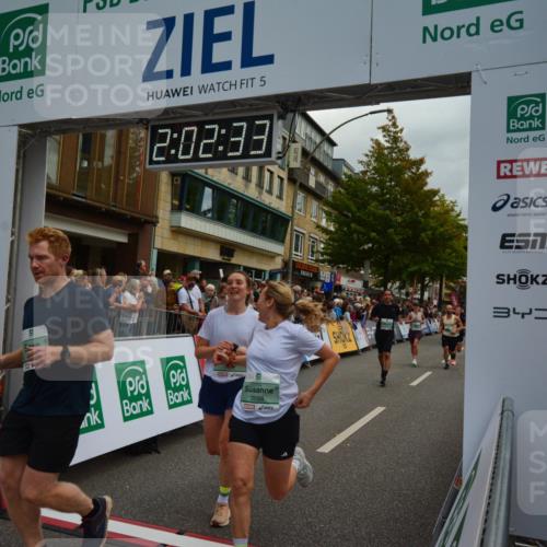 20.09.2026 - PSD Bank Halbmarathon LAZAROV Photography http://msf.ph/oto/10553602 20.09.2026 12:02:32 Ziel 1126, 1340, 1403, 1497, 1507, 1586, 1718, 2084, 2088, 2105, 2395, 2817, 2818, 2968, 3109, 3240, 3354, 4114, 4115, 4485, 4547, 4565, 4568, 4580, 4794 meine-sportfotos.de