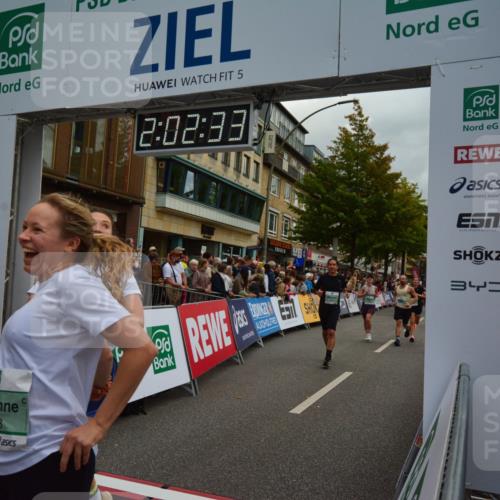 20.09.2026 - PSD Bank Halbmarathon LAZAROV Photography http://msf.ph/oto/10553605 20.09.2026 12:02:33 Ziel 1126, 1340, 1403, 1497, 1507, 1586, 1718, 1895, 2084, 2088, 2105, 2817, 2818, 2968, 3109, 3240, 3354, 4114, 4115, 4485, 4547, 4565, 4568, 4580 meine-sportfotos.de