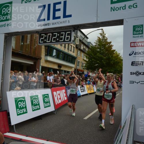 20.09.2026 - PSD Bank Halbmarathon LAZAROV Photography http://msf.ph/oto/10553610 20.09.2026 12:02:35 Ziel 1403, 1497, 1507, 1586, 1718, 1895, 2084, 2088, 2105, 2817, 2818, 2968, 3109, 3240, 3310, 3354, 4547, 4565, 4568, 4580 meine-sportfotos.de