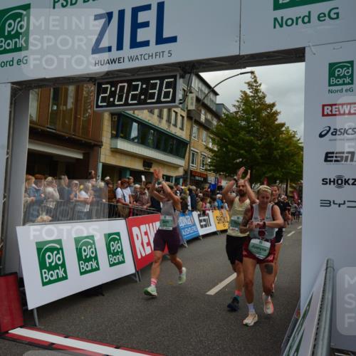 20.09.2026 - PSD Bank Halbmarathon LAZAROV Photography http://msf.ph/oto/10553611 20.09.2026 12:02:35 Ziel 1403, 1497, 1507, 1586, 1718, 1895, 2084, 2088, 2105, 2817, 2818, 2968, 3109, 3240, 3310, 3354, 4547, 4565, 4568, 4580 meine-sportfotos.de